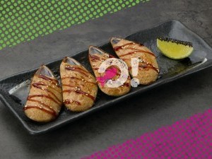 Запеченные Мидии в ракушках под грибным соусом Запеченные Мидии в ракушках под грибным соусом